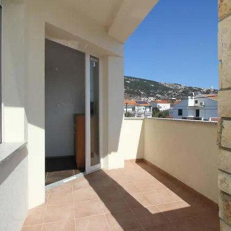 & Dekanic Πανσιόν 3*