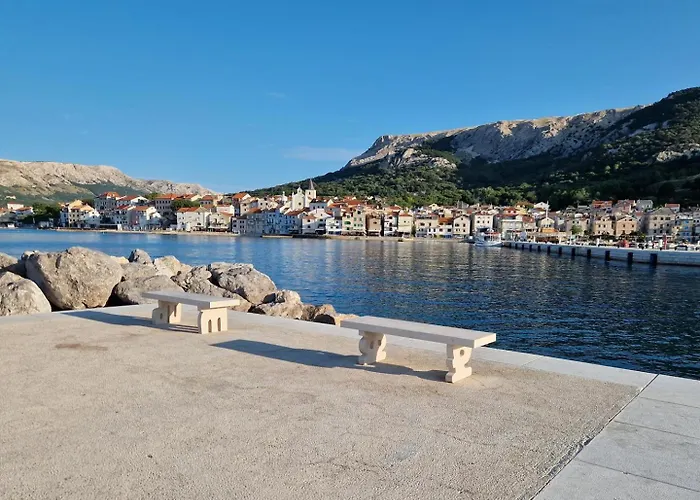 & Dekanic Πανσιόν