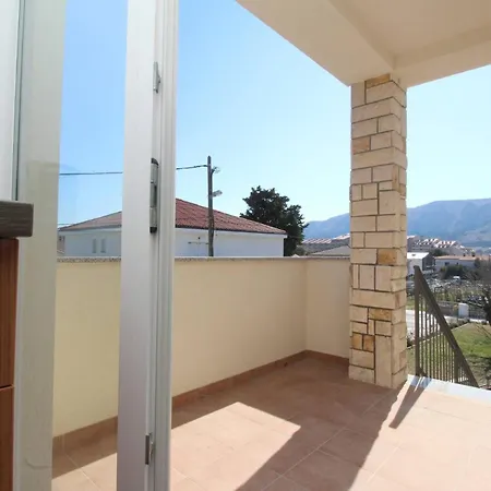 Casa de hóspedes & Dekanic 3*