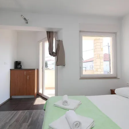 & Dekanic Casa de hóspedes Baška