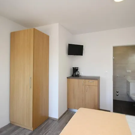 Gasthuis Apartments&rooms Dekanic Baška