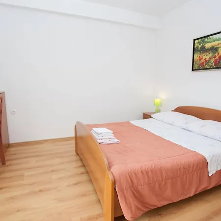 Gasthuis Apartments&rooms Dekanic Baška