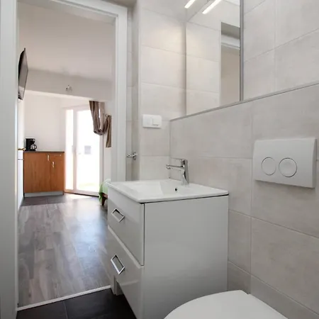 Gasthuis Apartments&rooms Dekanic Baška